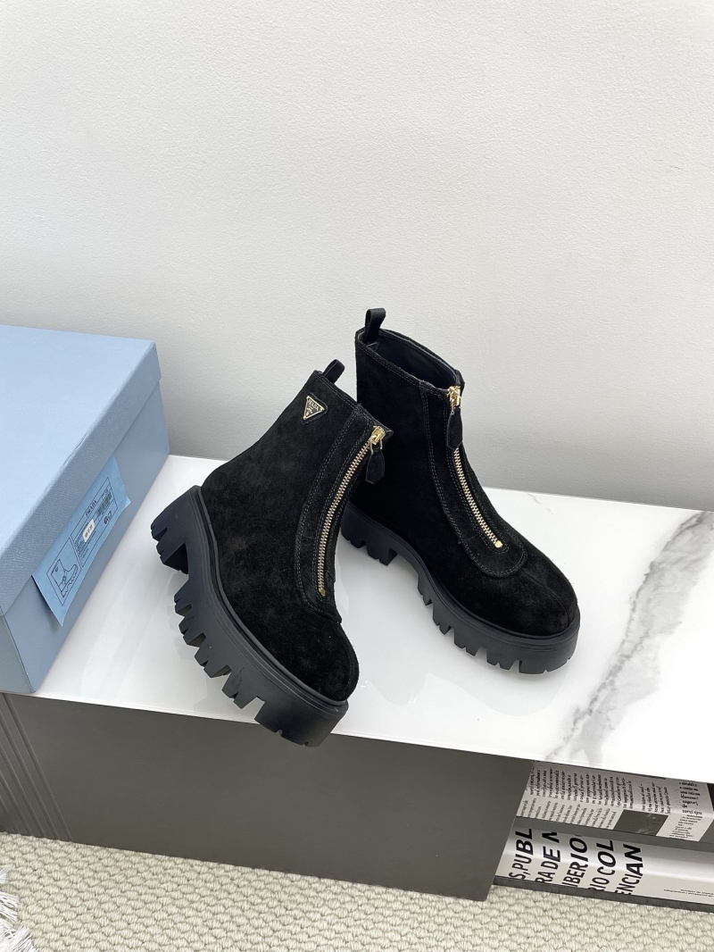 Pra*a boots